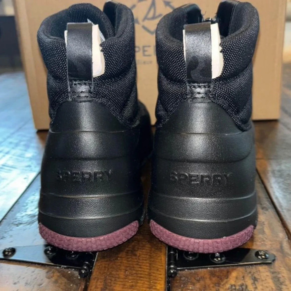 Sperry Black Women's Winter Boots - Picture 4 of 9